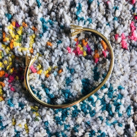 Gold and “Diamond” 💎 Bracelet - Picture 4 of 4